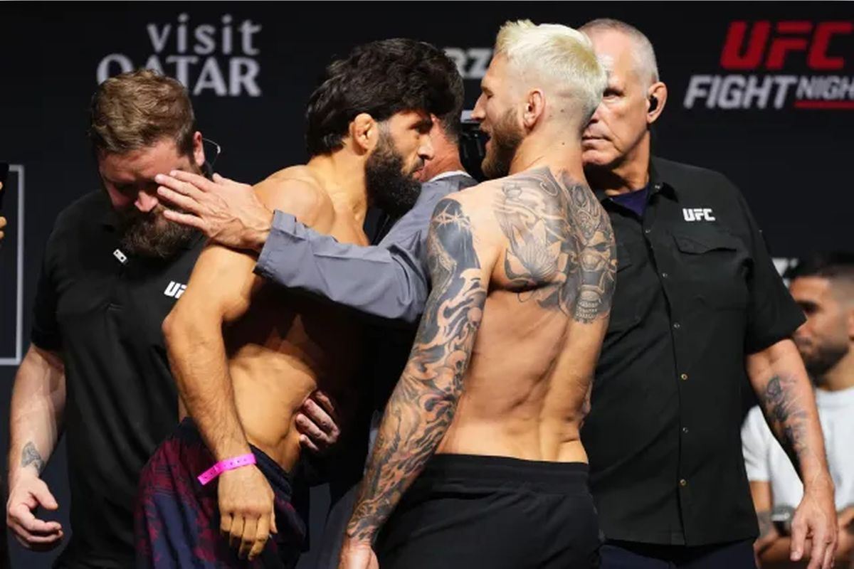 Царукян и Хукер