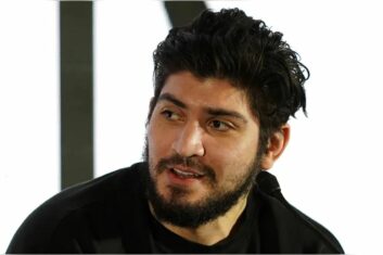 Диллон Дэнис