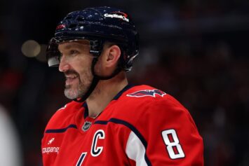 Билялетдинов — об Овечкине: «Секрет в том, что Саша любит хоккей. Он живет хоккеем»