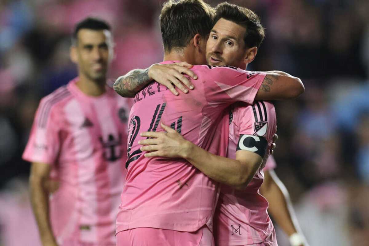 Месси побил рекорд Пушкаша по голевым передачам