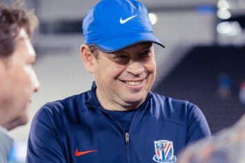 Леонид Слуцкий номинирован на звание тренера года в Китае