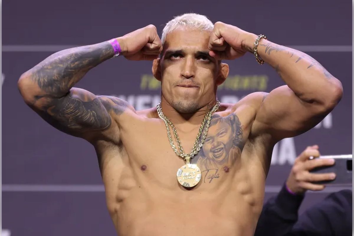 Чарльз Оливейра