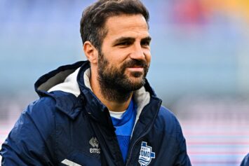 «Ливерпуль» рассматривает тренера «Комо» Фабрегаса как возможного преемника Слота