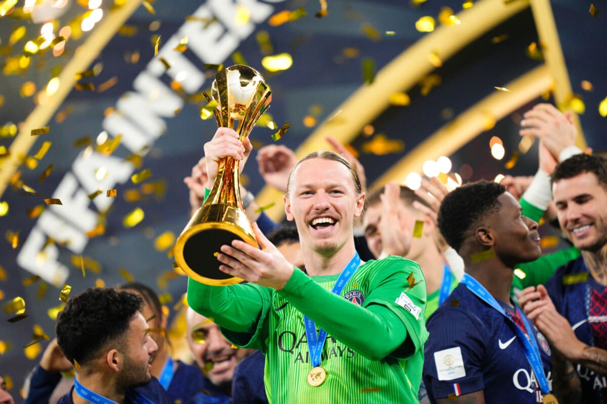 Тренер вратарей Кафанов заявил, что серия пенальти Сафонова стала итогом его работы в ПСЖ