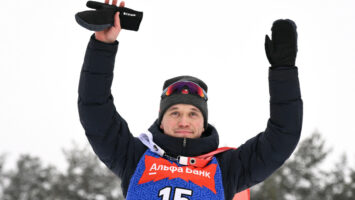 Серохвостов