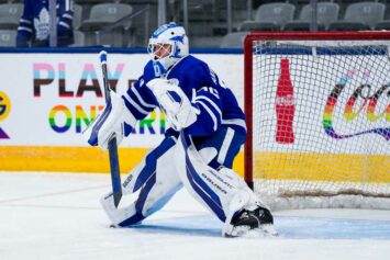 Вратарь «Торонто» Ахтямов оценил дебют в НХЛ и признался, что запомнил каждый бросок