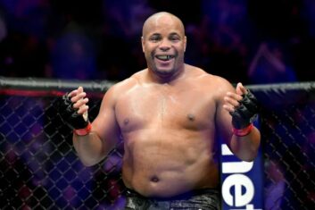 Дэниел Кормье