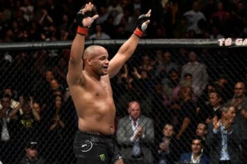 Кормье раскрыл, почему стал бы королем нынешнего полутяжелого дивизиона UFC