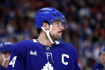 Остон Мэттьюс стал лучшим бомбардиром в истории «Торонто»