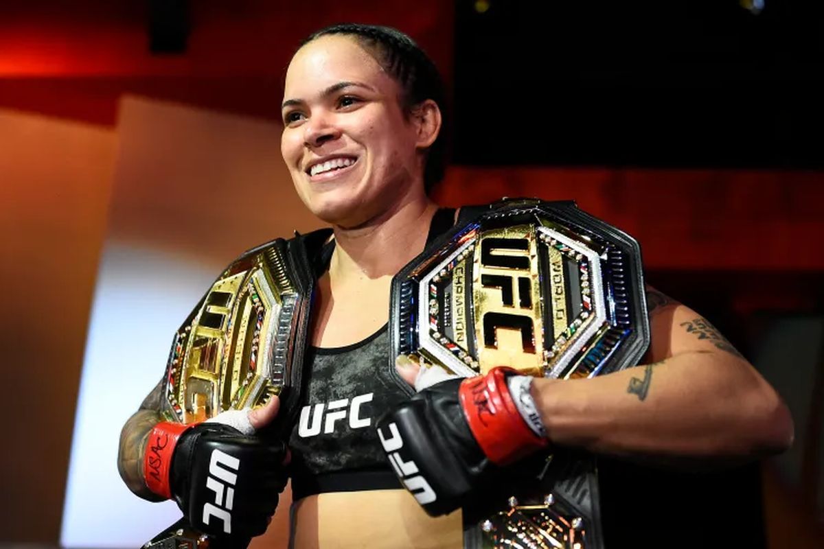 Аманда Нунис