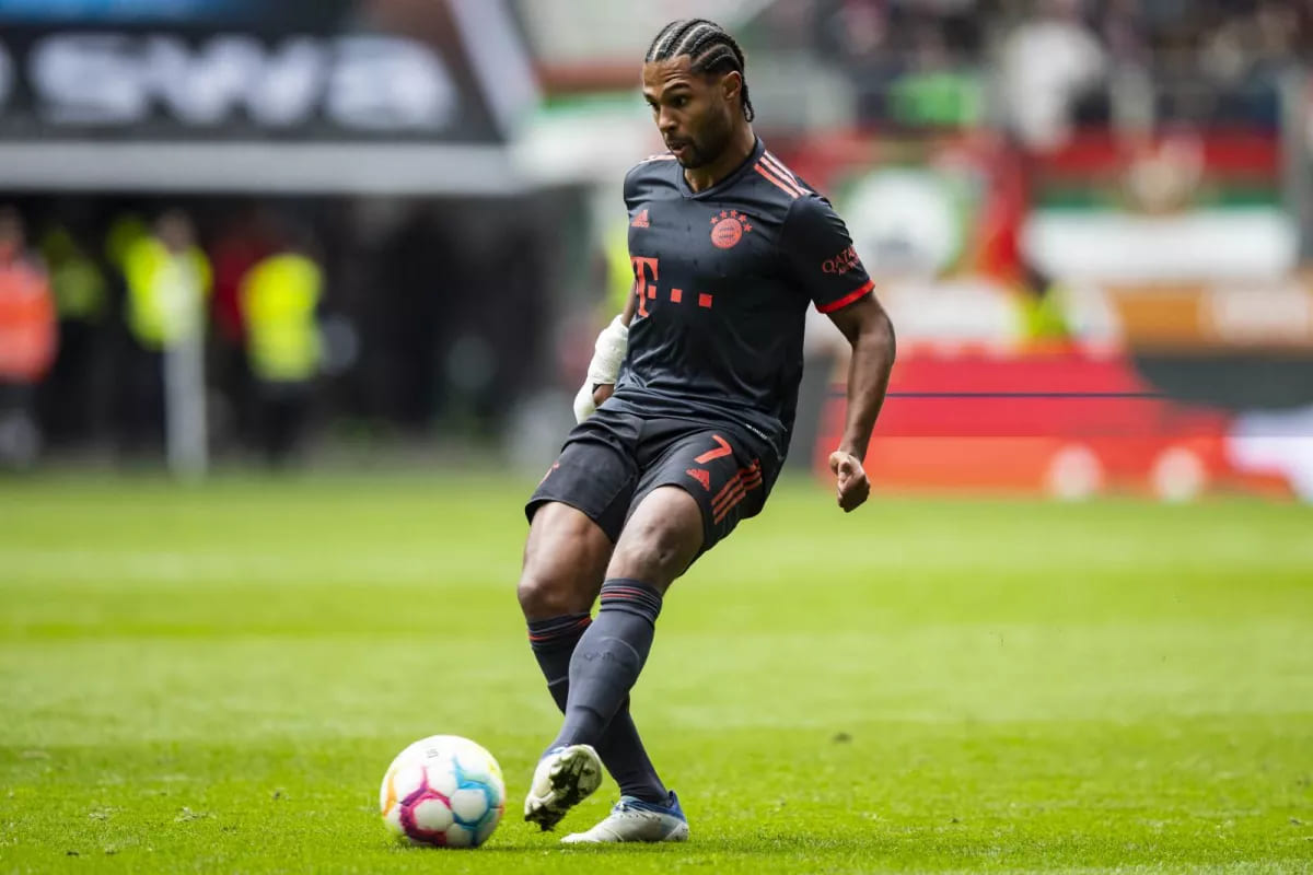 «Бавария» близка к продлению контракта с Сержем Гнабри до 2028 года — Романо