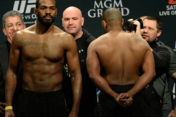 Джонс и Кормье