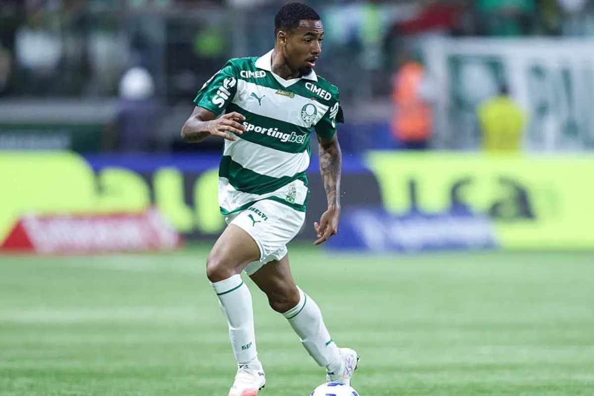 «Зенит» и «Наполи» проявляют интерес к полузащитнику «Палмейраса» Аллану