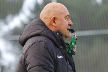 Главный тренер «Ахмата» Черчесов высказался о новичке команды Сергее Пряхине