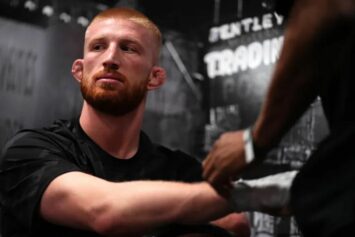 Бо Никал ответил на гнев фанатов после отказа от схватки с Йоэлем Ромеро