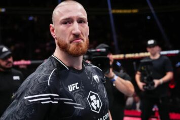 Пайфер поделился реакцией на бой с Адесаньей