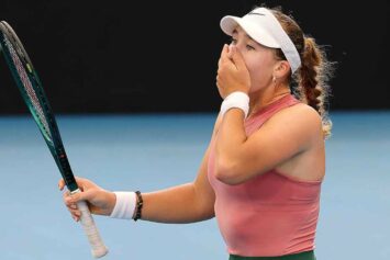 Веснина прокомментировала победу Андреевой над Шнайдер в Аделаиде