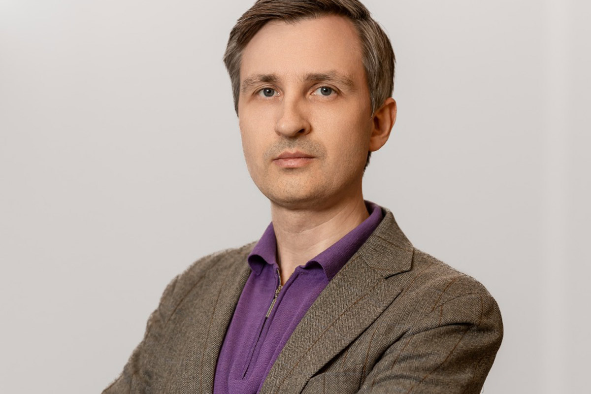 Михаил Емельянов