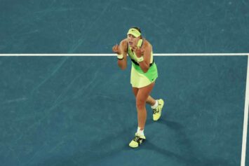 Кафельников подверг резкой критике игру Андреевой после поражения от Свитолиной на Australian Open