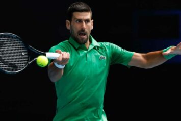 Джокович вышел в полуфинал Australian Open после снятия Музетти