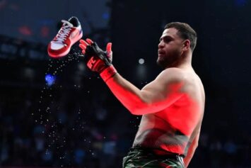 Туиваса с юмором рассказал о борьбе с лишним весом перед возвращением в октагон