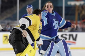 Губерниев с иронией высказался о драке Василевского в матче с «Бостоном»