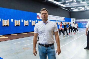 Александр Фроловский