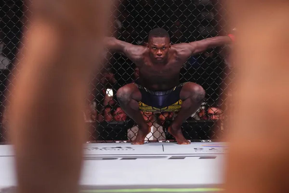 Исраэль Адесанья