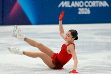 Обреченная на падение. Стоило ли Петросян рисковать с четверным прыжком на Олимпиаде?