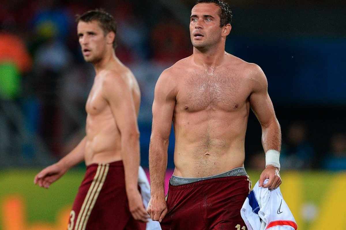 Жена Кержакова рассказала, как рядом с ней рухнула глыба льда