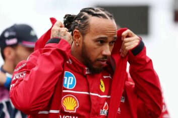 Льюис Хэмилтон