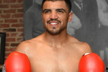 Бывший соперник Мейвезера переходит в кулачные бои