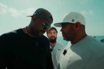 Джонс и Кормье