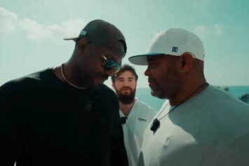 Джонс и Кормье в очередной раз обменялись оскорблениями