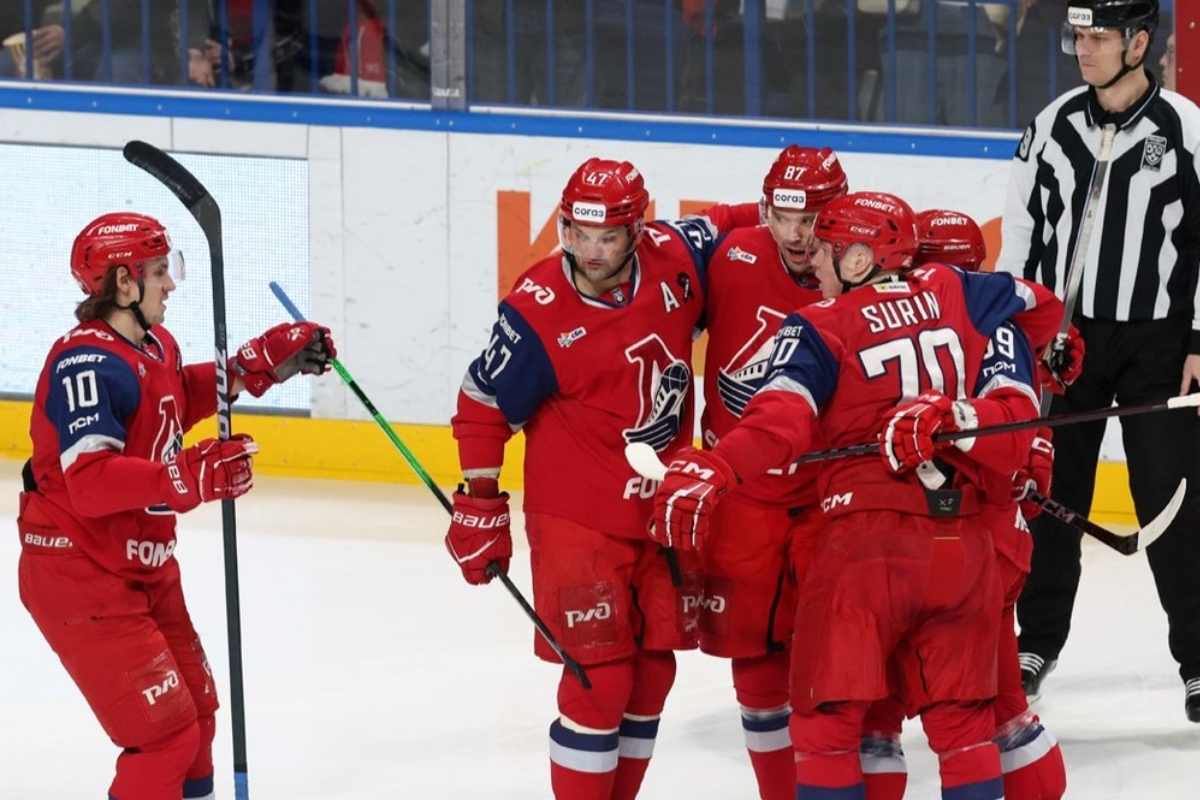 «Локомотив» выиграл у «Северстали» и стал лучшим на Западе