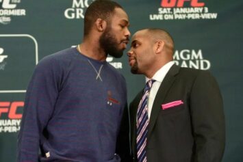 Кормье прокомментировал требование Джонса об увольнении из UFC