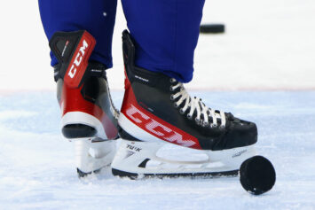 В каких коньках играют в НХЛ: бренды и топовые модели