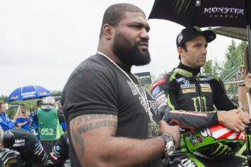 «Рэмпейдж» предотвратил драку блогера с ветераном UFC