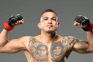 Энтони Петтис