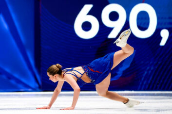 Камила Валиева