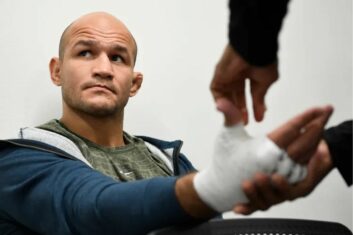 Жуниор дус Сантус