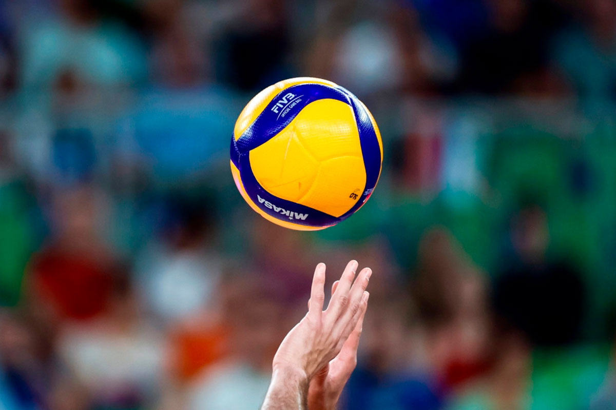 Волейбольный прием мяча