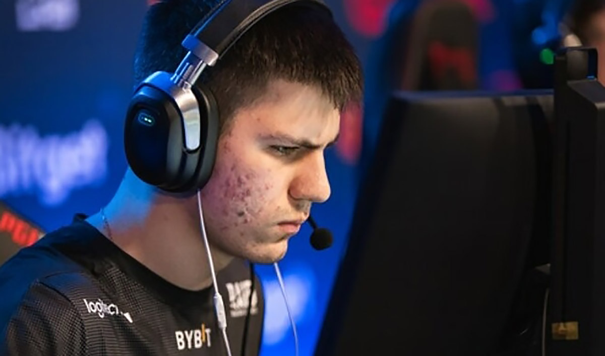 Валерий «b1t» Ваховский