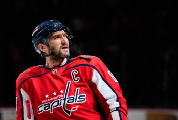 Овечкин забросил 752-ю шайбу в НХЛ и сократил отставание от Ягра до 14 голов