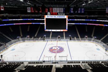 В НХЛ отложены матчи между клубами США и Канады в предпраздничный период