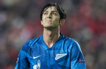 Трансфер нападающего «Зенита» Сердара Азмуна в «Лион» сорвался