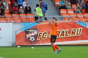 «Урал» отправился на зимние сборы в ОАЭ