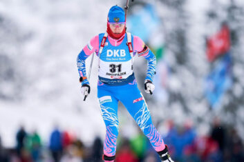 Сборная России по биатлону осталась без медалей в женской гонке на 10 км