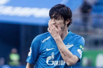 Мать дочери Азмуна намерена подать на футболиста в суд