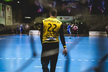 Два игрока сборной России по гандболу пропустят матч ЧЕ против Словакии из-за коронавируса